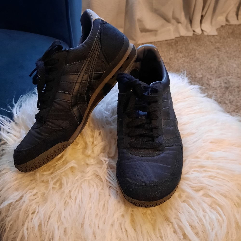 Asics Onitsuka Tiger Tennis Shoes